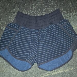 Lululemon Athletica Blue Striped Women's Athletic Shorts